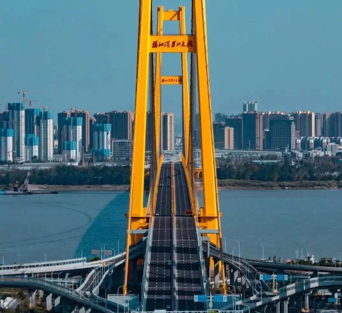  武漢楊泗港長江大橋